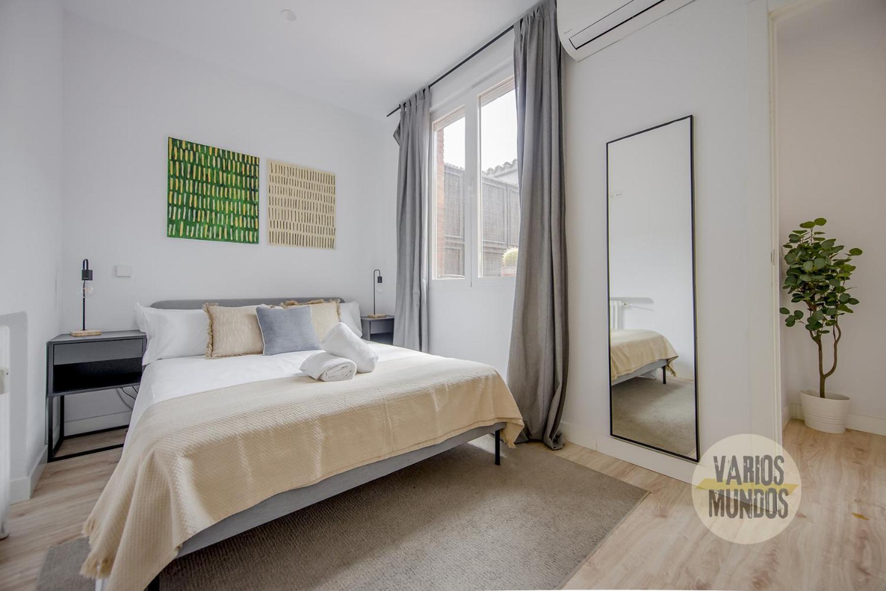 Atico X9 Pax Con Gran Terraza En El La Latina Apartment Madrid Exterior photo