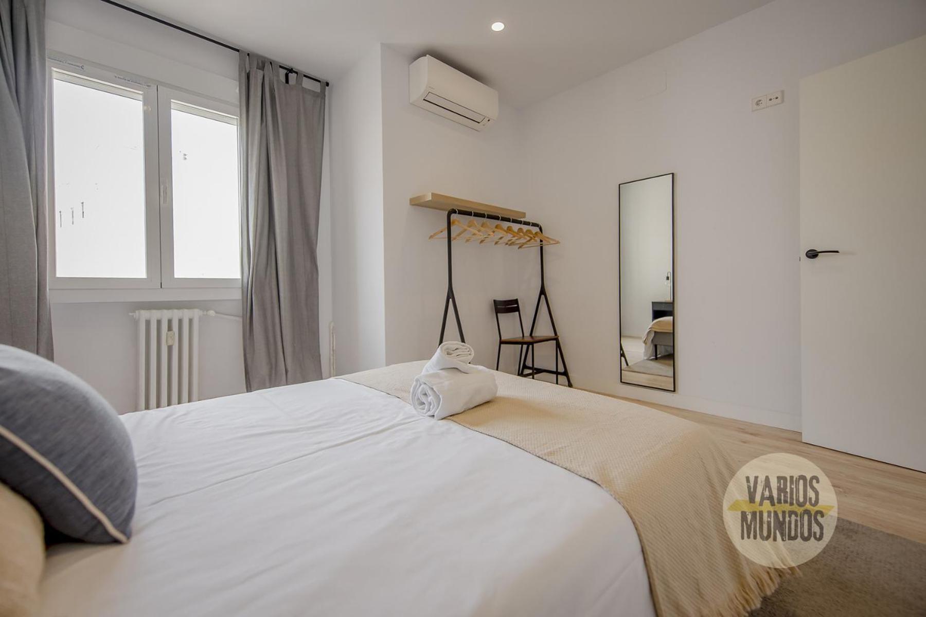 Atico X9 Pax Con Gran Terraza En El La Latina Apartment Madrid Exterior photo